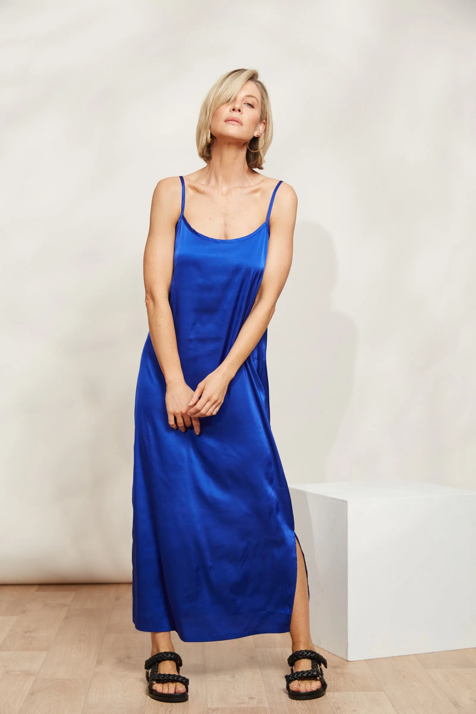 Elysian Tank Maxi - Cobalt