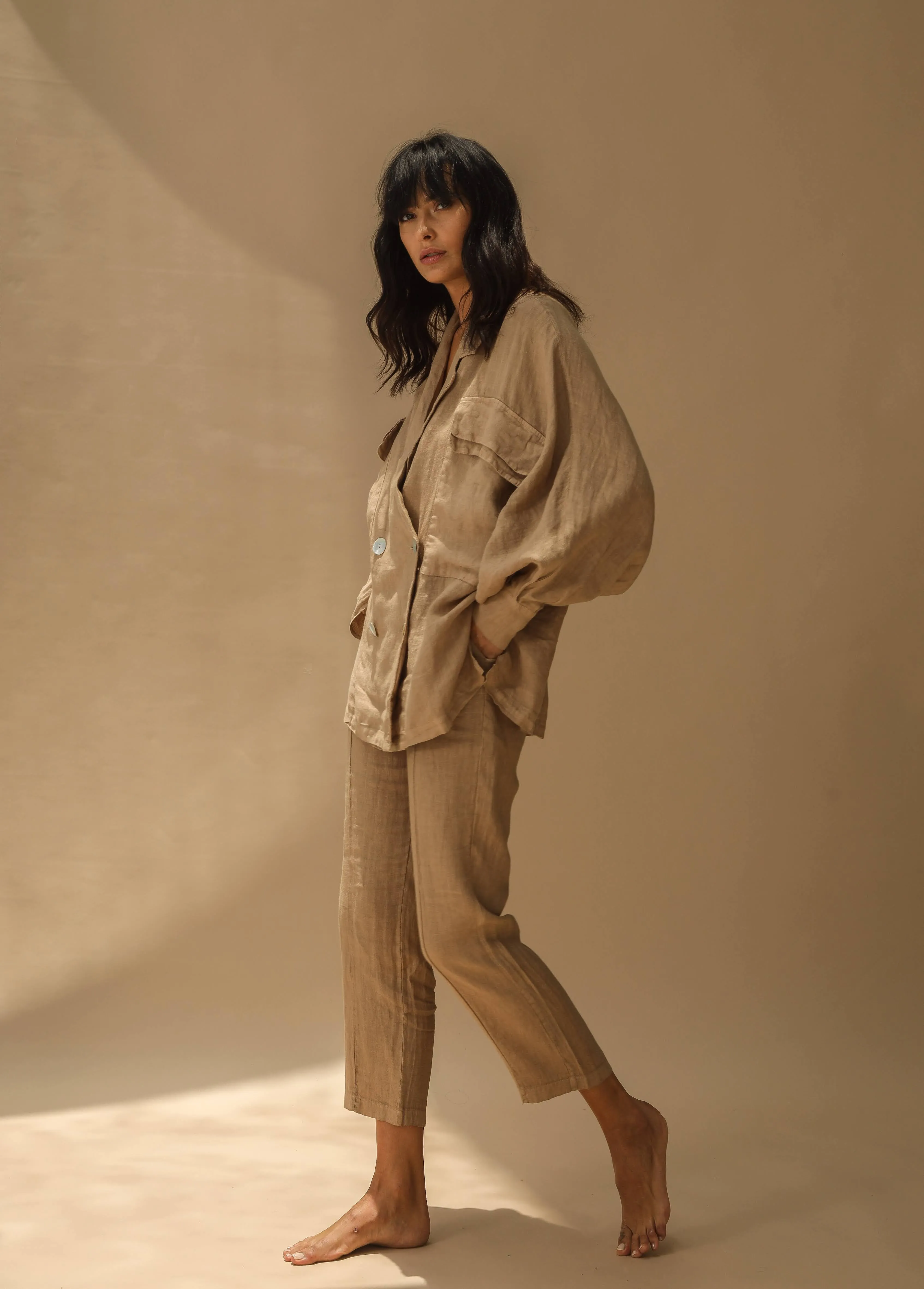 Fiamma Pure Linen Cigarette Leg Trousers in Cammello