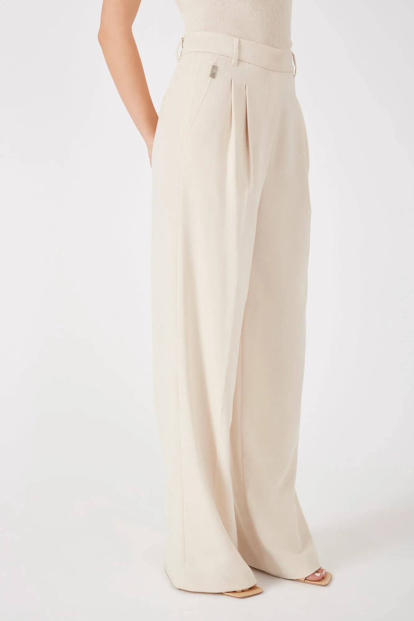 Natural Pleated Viscose Trouser - Grey Ven