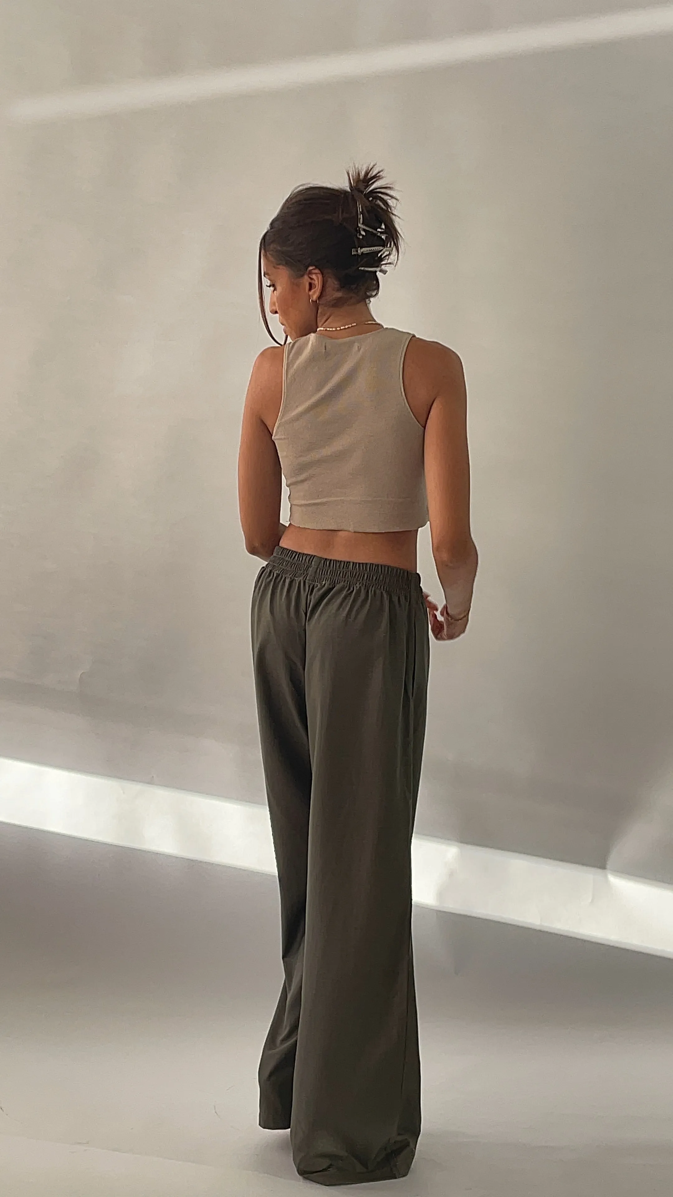 PANTALON EXTENSIBLE - "DEEP MATCHA"