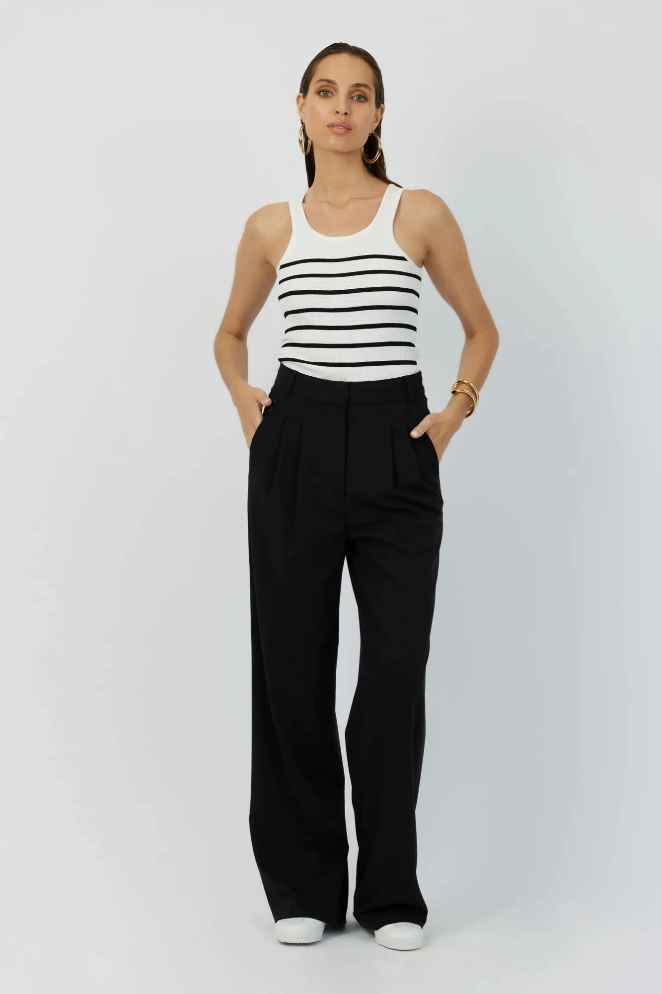 The Maccaden - Black Pleated Viscose Trouser