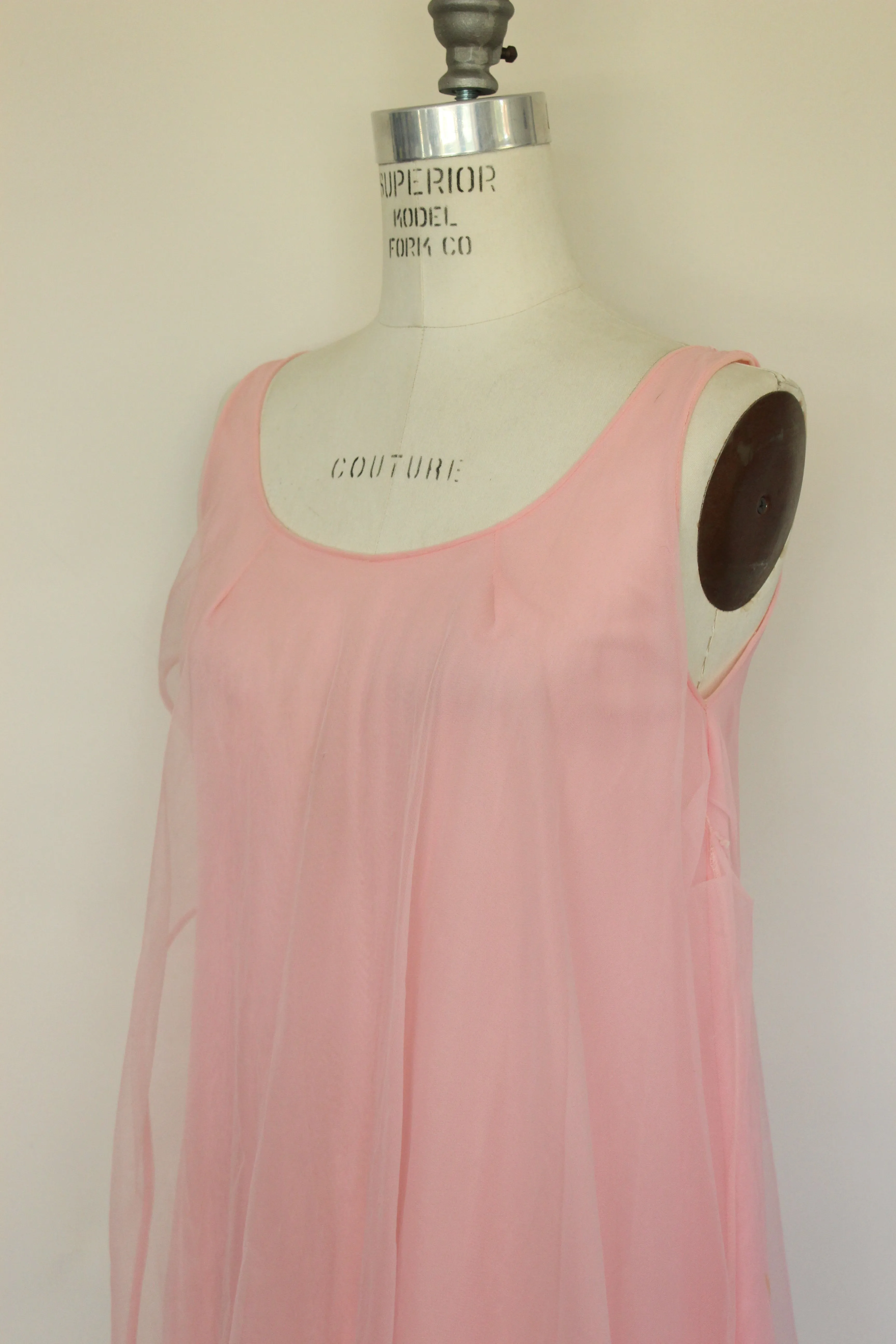 Vintage 1960s Pink Nylon Babydoll Nightgown